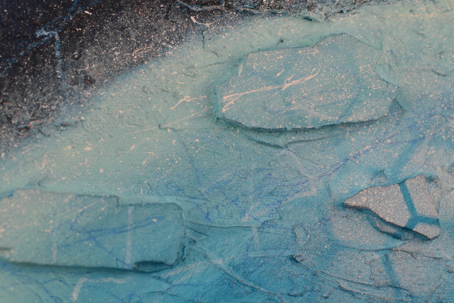 Toile abstraite ''Une lune sous l'eau, vraiment ?!''